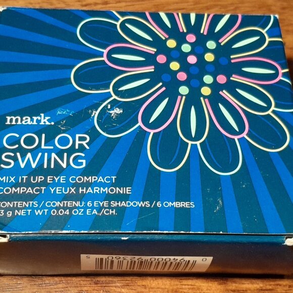Mark Color Swing Compact: Six Eyeshadows! - Picture 3 of 8